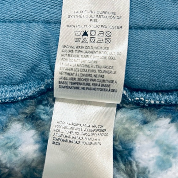 Lucky Brand Blue Southwestern Patterned Fleece Vest - Picture 9 of 11